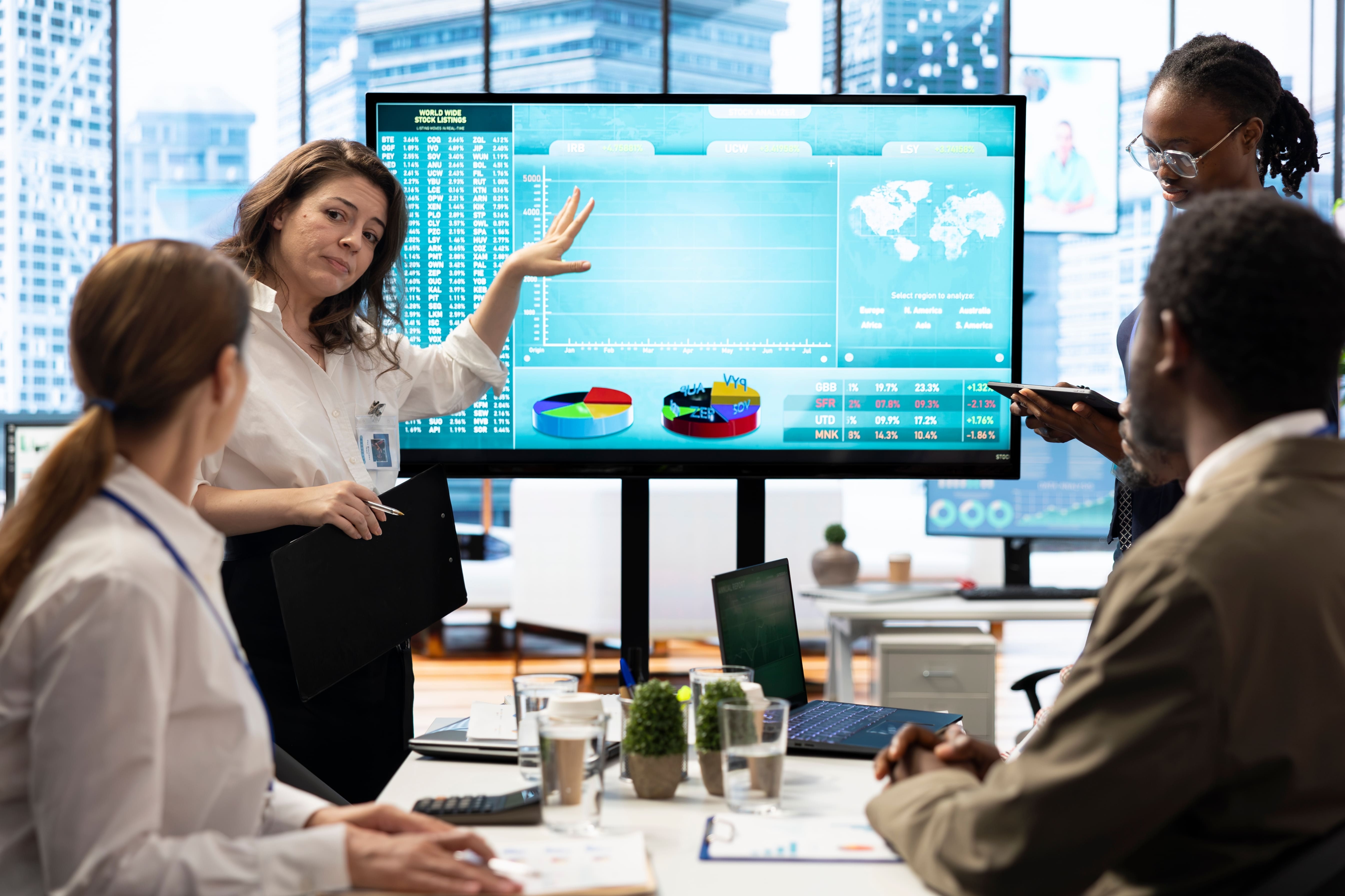 Funciones de un economista